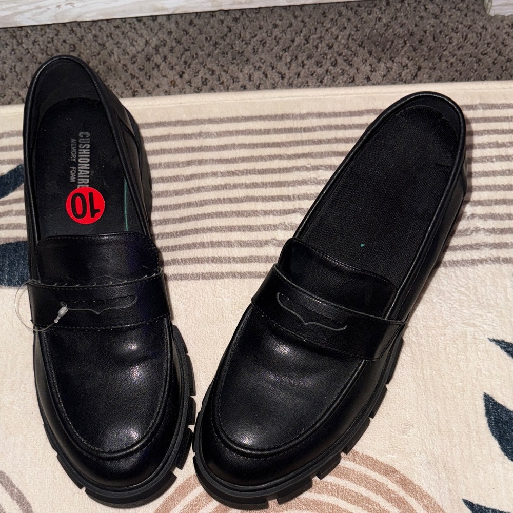 Women’s Black Leather Loafers chunky bottom 2 1/2 inch heel